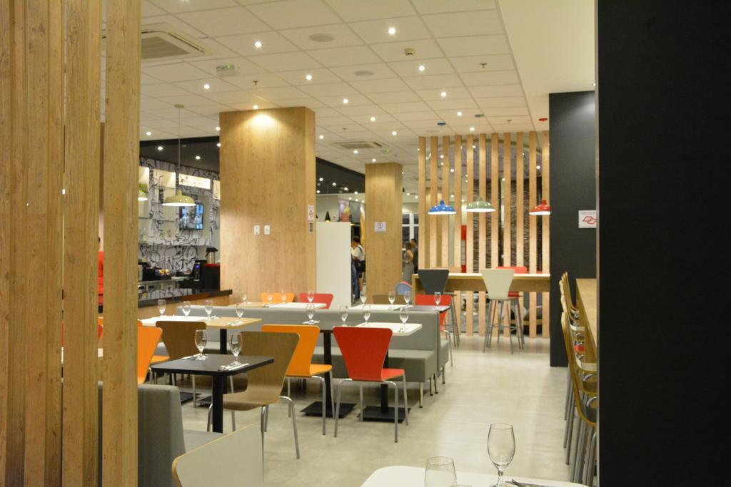 Ibis Jacareí Exterior foto